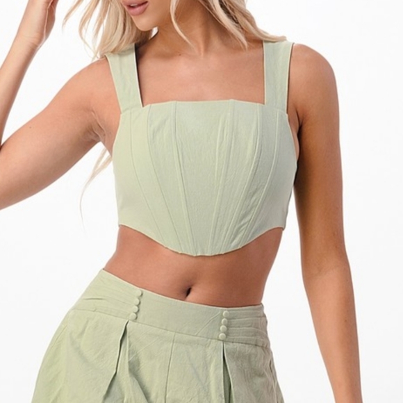 Light green crop top - Picture 3 of 7